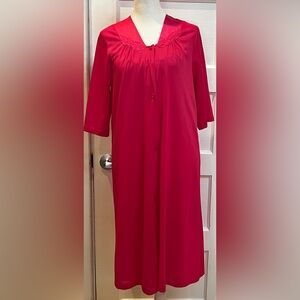 True Vintage 70s 80s Vassarette nightgown and robe set pink peignoir set Size S